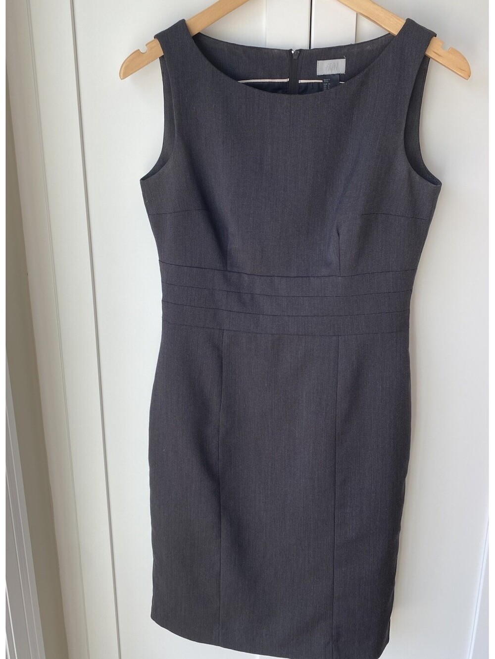 H&M Pencil Dress Gray Sleeveless, Career Size 8